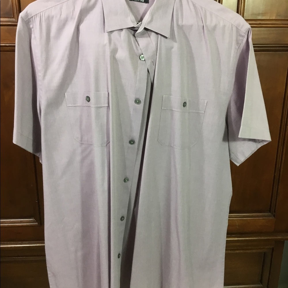 axist mens shirt slim fit size XL light Purple short sleeve button down comfy ve